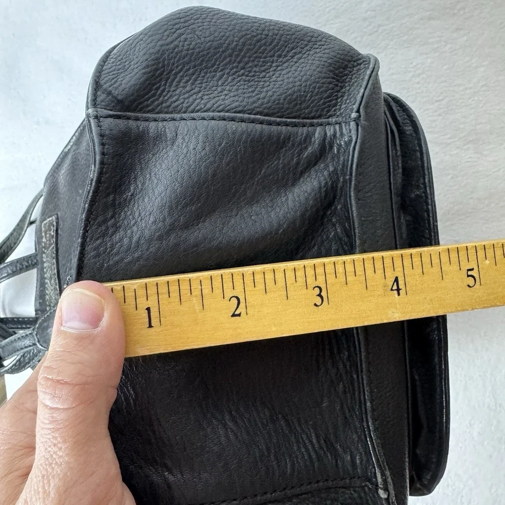 Vintage Fossil Black Leather Backpack Cinch Bag Purse Key Zipper Classic Minimal